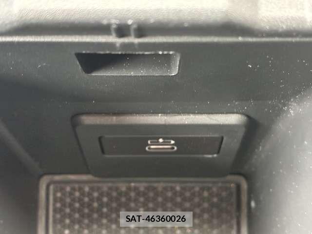 Bmw 1 SERIES 2023-02 7875438-12