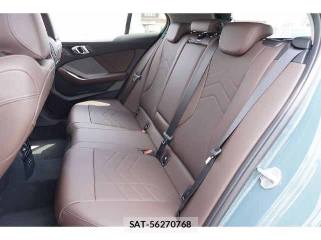 Bmw 1 SERIES 2026-02 7902292-21