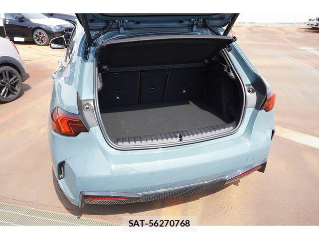 Bmw 1 SERIES 2026-02 7902292-23
