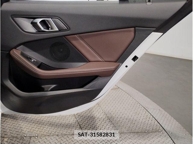 Bmw 1 SERIES 2024-06 7960623-28