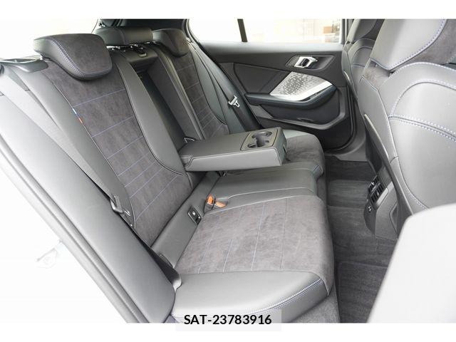 Bmw 1 SERIES 2026-02 8034530-12