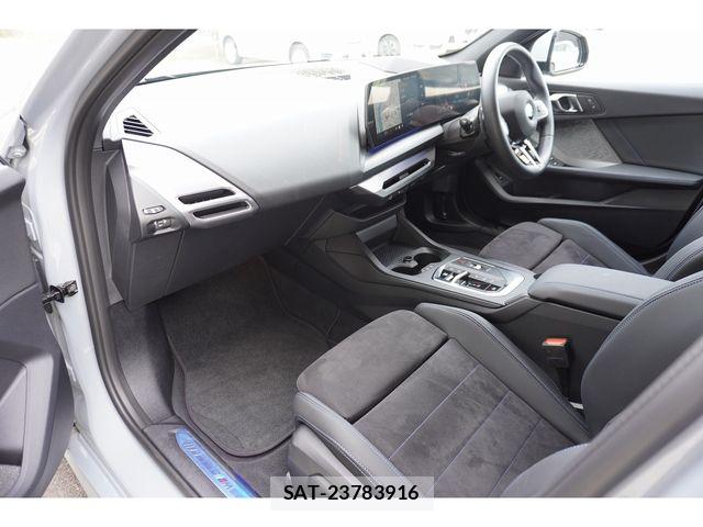 Bmw 1 SERIES 2026-02 8034530-15
