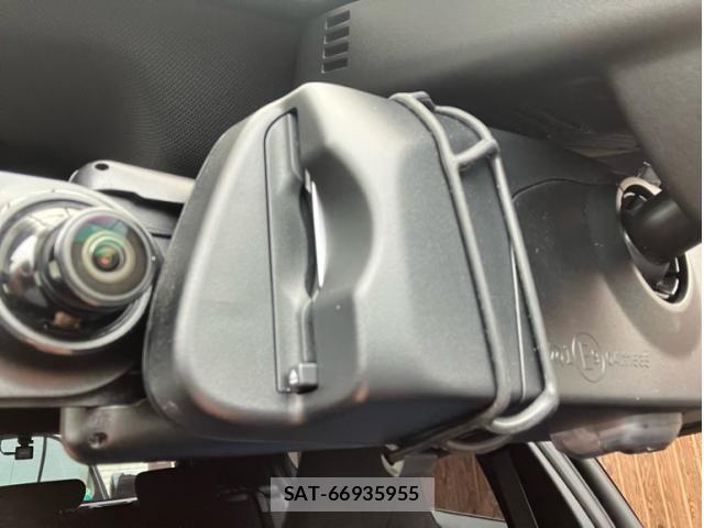 Bmw 1 SERIES 2022-05 8034532-24