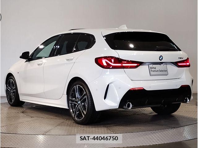 Bmw 1 SERIES 2021-12 8072976-4