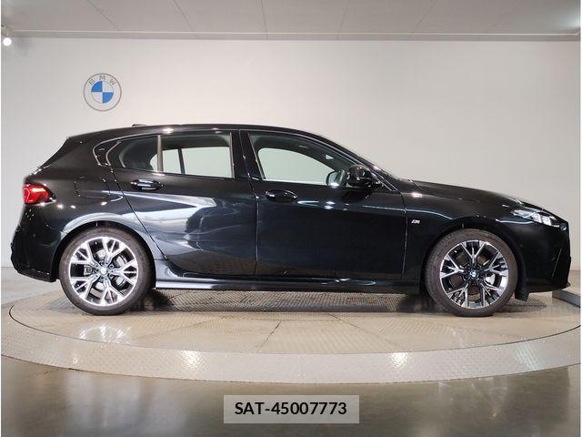 Bmw 1 SERIES 2025-09 8072974-6