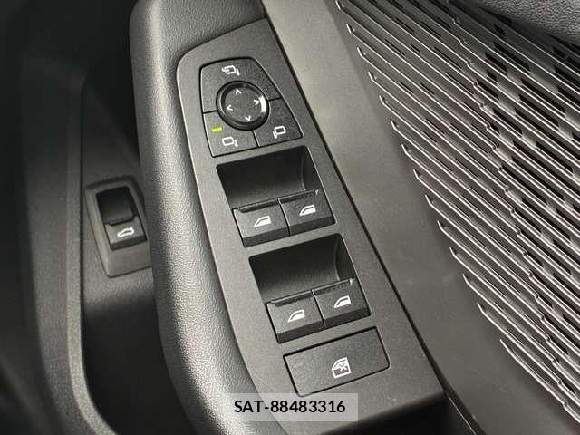Bmw 1 SERIES 2025-03 8072975-18