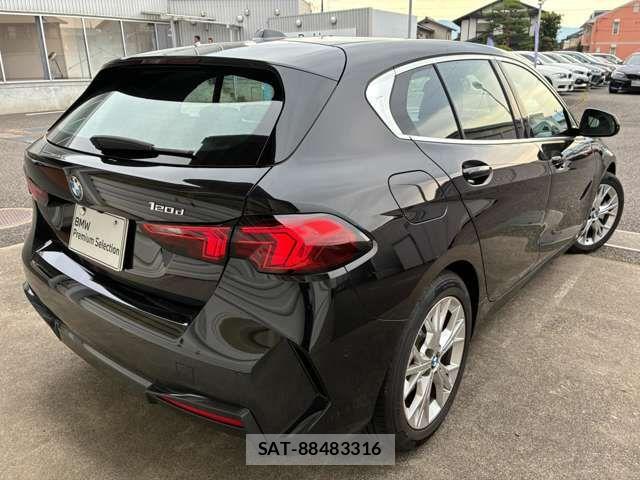 Bmw 1 SERIES 2025-03 8072975-2