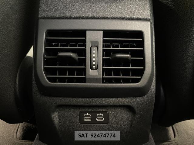 Bmw 1 SERIES 2021-06 8098146-15