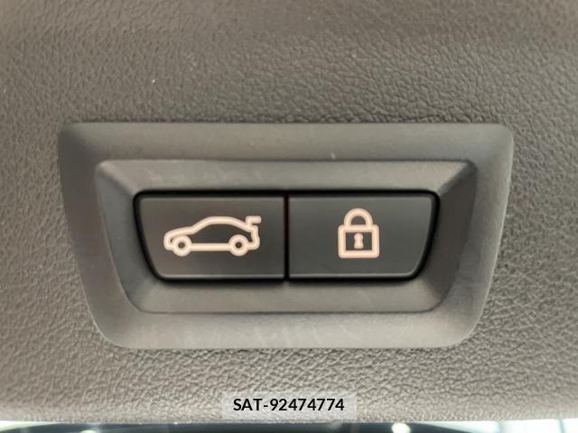 Bmw 1 SERIES 2021-06 8098146-16