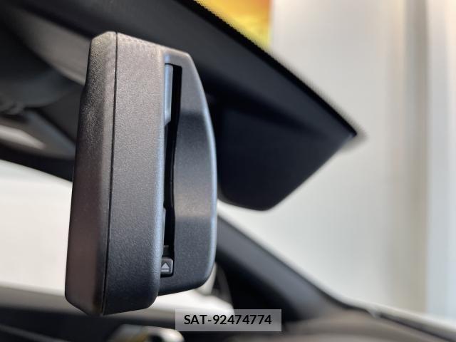 Bmw 1 SERIES 2021-06 8098146-17