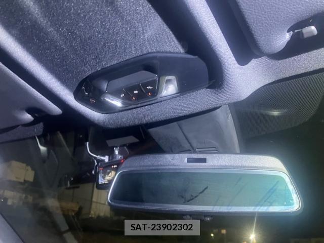 Bmw 1 SERIES 2021-09 8098147-20