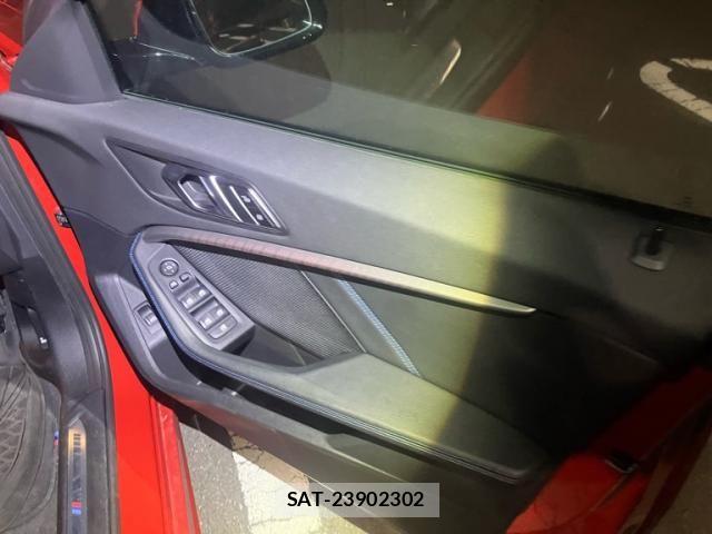 Bmw 1 SERIES 2021-09 8098147-23