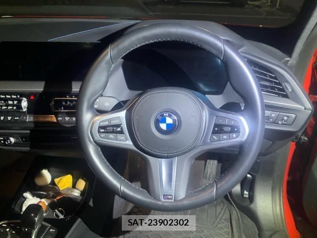 Bmw 1 SERIES 2021-09 8098147-24