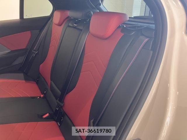 Bmw 1 SERIES 2025-12 8098133-11