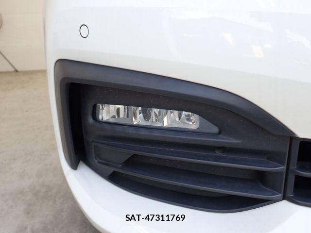 Bmw 1 SERIES 2021-08 8158016-9