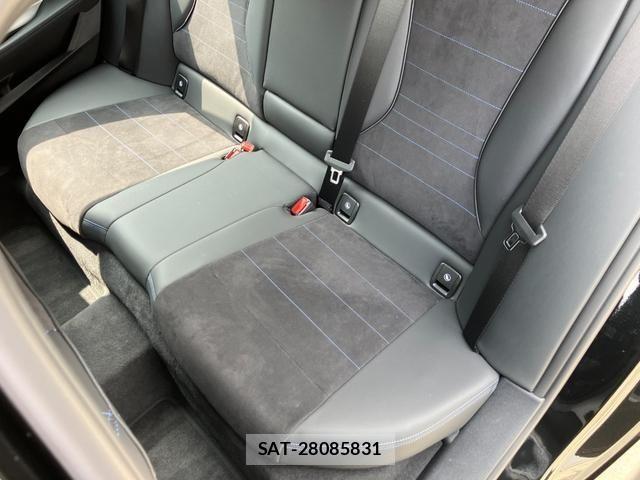 Bmw 1 SERIES 2025-10 8206519-11