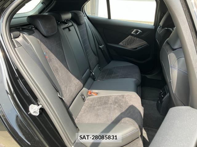 Bmw 1 SERIES 2025-10 8206519-12