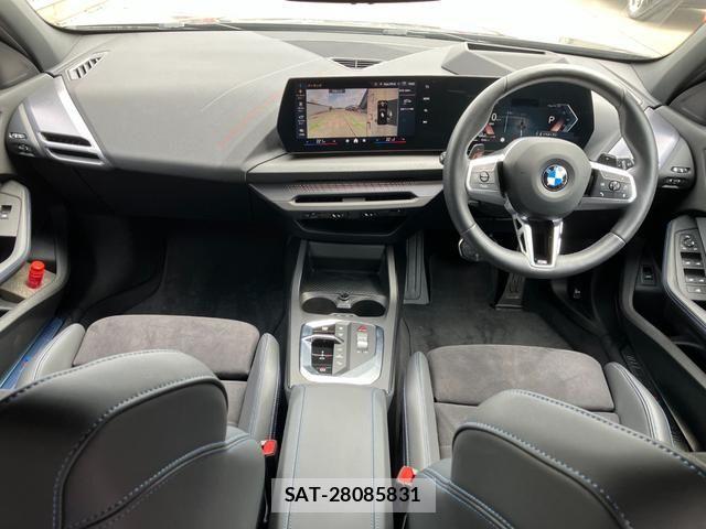 Bmw 1 SERIES 2025-10 8206519-1