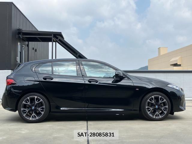 Bmw 1 SERIES 2025-10 8206519-7