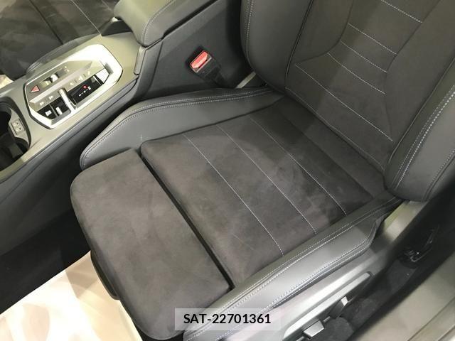 Bmw 1 SERIES 2025-10 8206512-11
