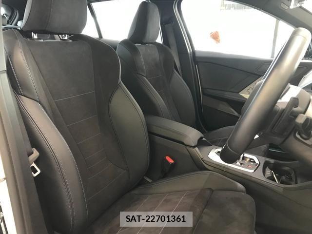 Bmw 1 SERIES 2025-10 8206512-13