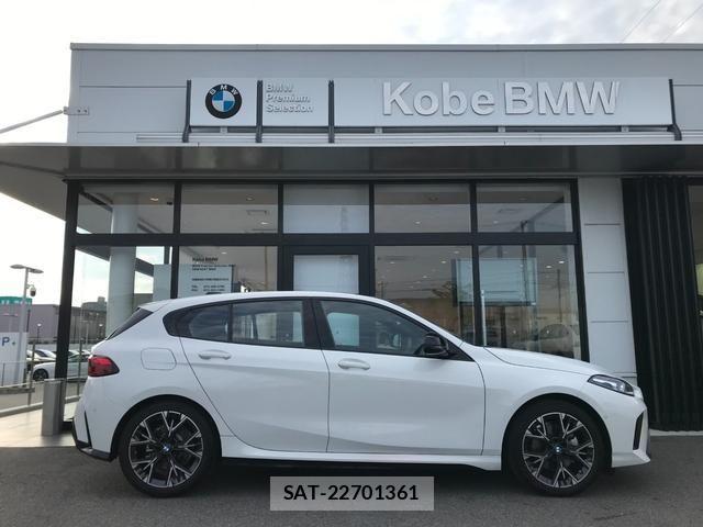 Bmw 1 SERIES 2025-10 8206512-6