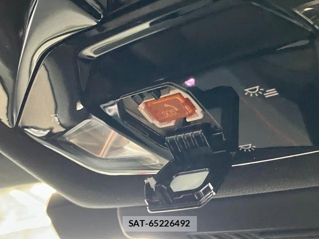 Bmw 1 SERIES 2025-12 8206520-20