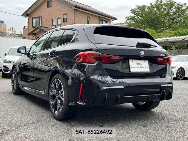 Bmw 1 SERIES 2025-12 8206520-2