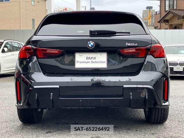 Bmw 1 SERIES 2025-12 8206520-4