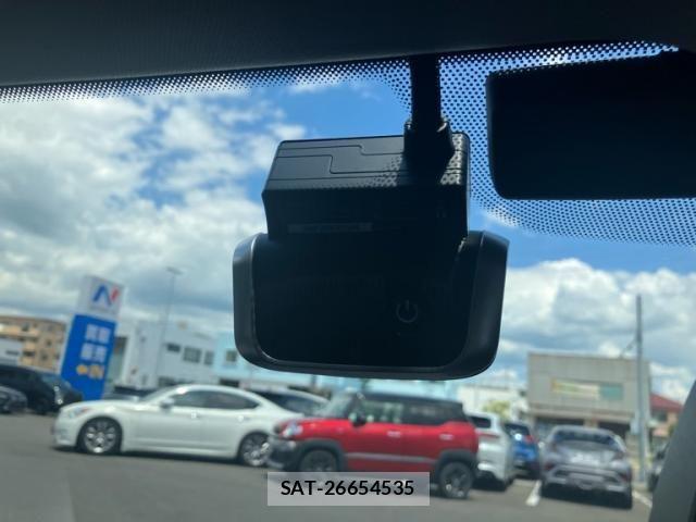Bmw 1 SERIES 2020-06 8228998-20