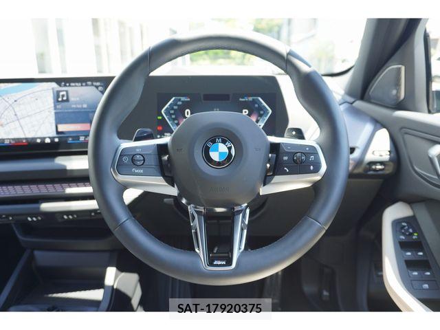 Bmw 1 SERIES 2026-02 8228992-25