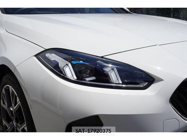 Bmw 1 SERIES 2026-02 8228992-2