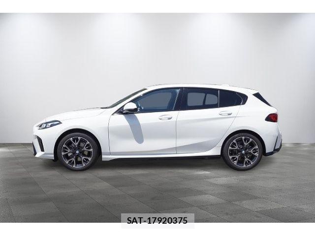 Bmw 1 SERIES 2026-02 8228992-5