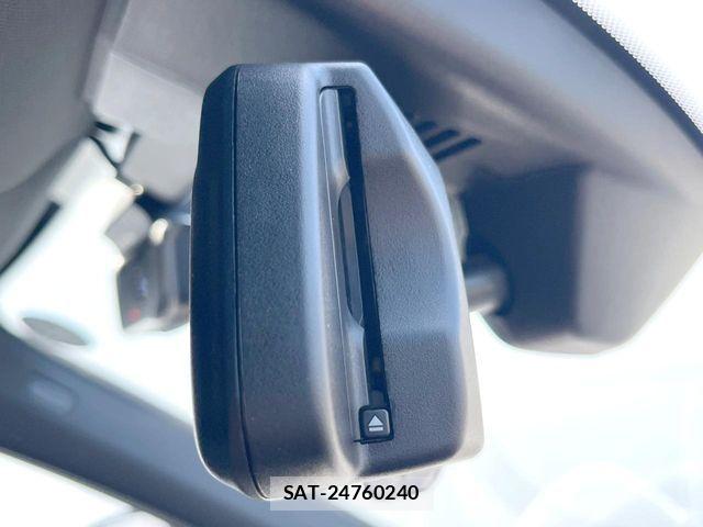 Bmw 1 SERIES 2021-02 8228994-6