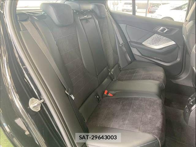 Bmw 1 SERIES 2025-06 8244674-11