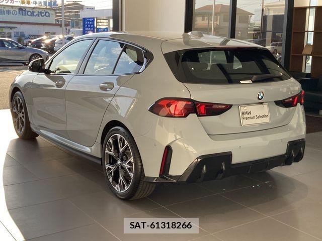 Bmw 1 SERIES 2026-01 8313247-10