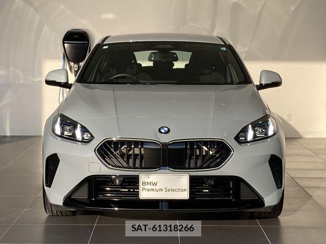 Bmw 1 SERIES 2026-01 8313247-1