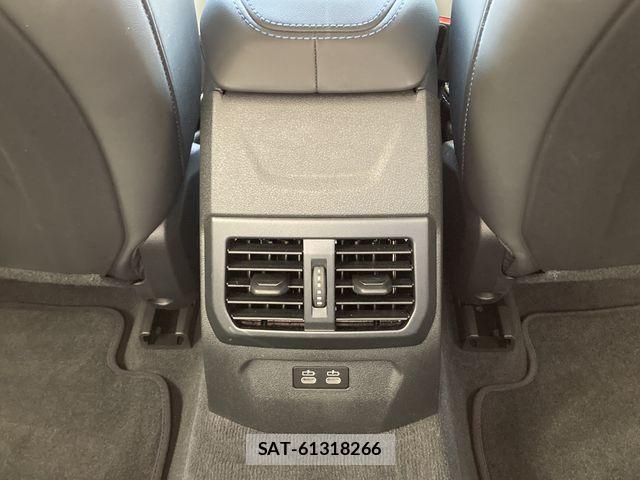 Bmw 1 SERIES 2026-01 8313247-23