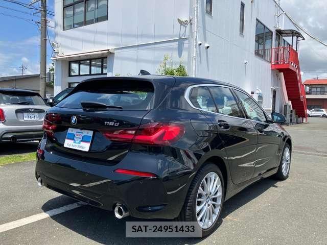 Bmw 1 SERIES 2023-06 8313260-5