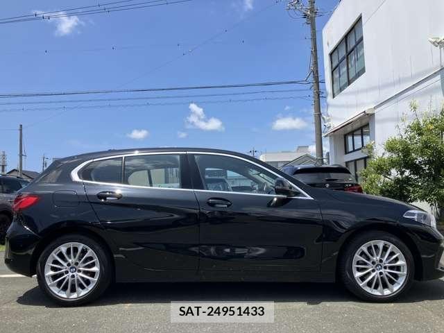 Bmw 1 SERIES 2023-06 8313260-8