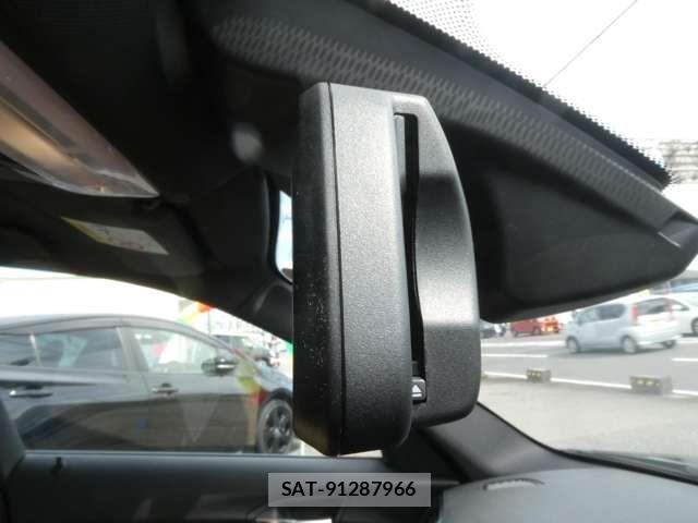 Bmw 1 SERIES 2019-06 8313253-8