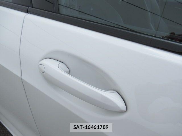 Bmw 1 SERIES 2024-06 8334999-12