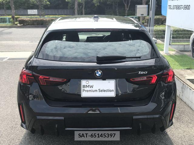 Bmw 1 SERIES 2025-12 8353952-4