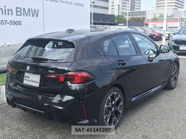 Bmw 1 SERIES 2025-12 8353952-5