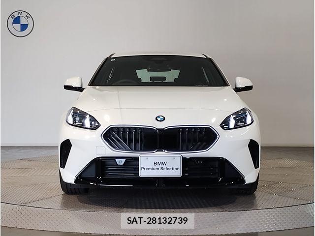 Bmw 1 SERIES 2026-03 8364895-3