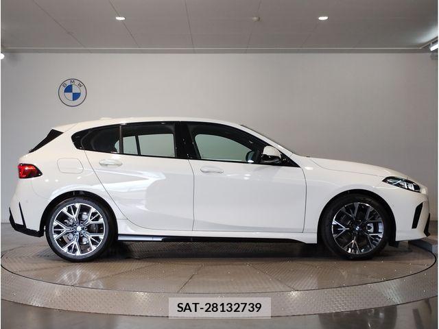 Bmw 1 SERIES 2026-03 8364895-7