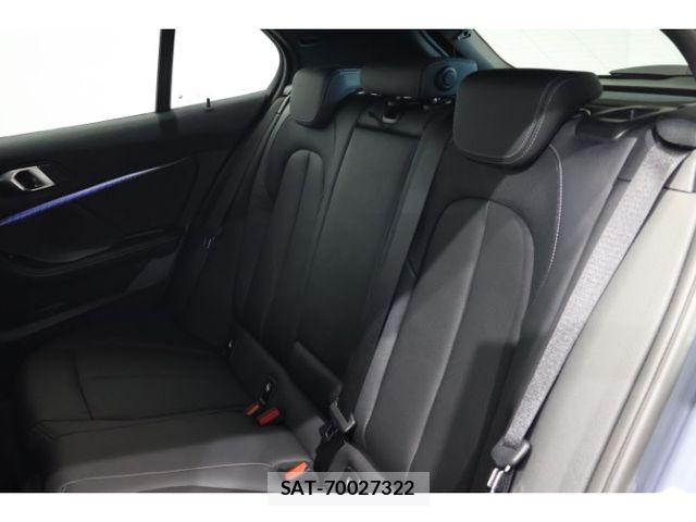 Bmw 1 SERIES 2021-12 8364894-5