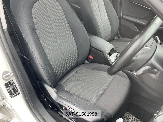 Bmw 1 SERIES 2021-06 8364900-12