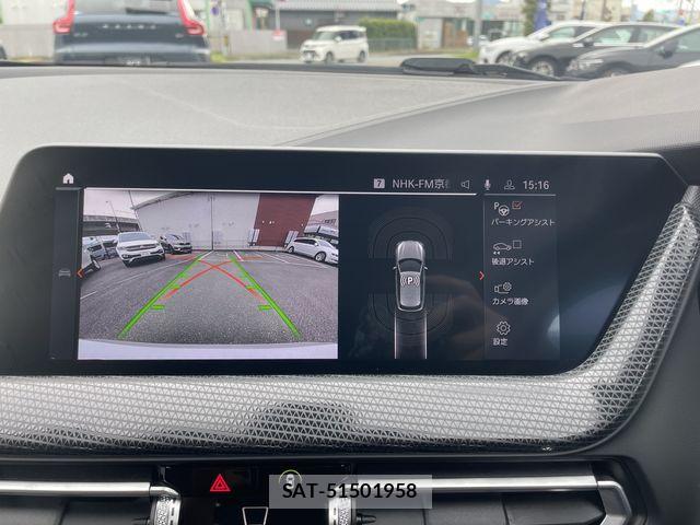Bmw 1 SERIES 2021-06 8364900-22
