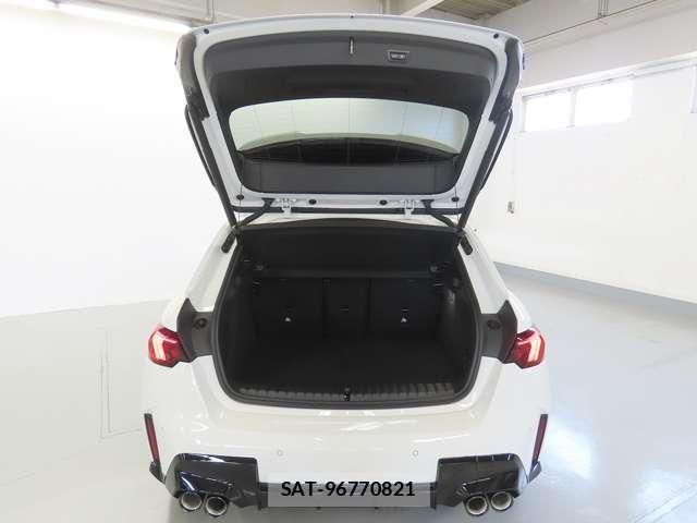 Bmw 1 SERIES 2024-10 8437623-29